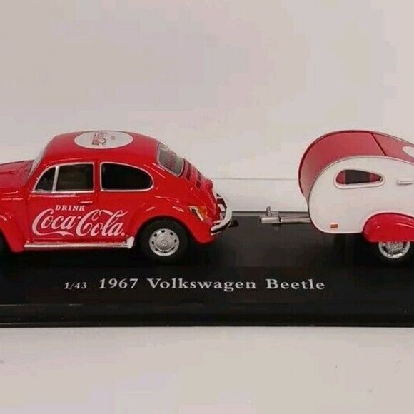 MotorCity Classics 1967 Volkswagon Beetle With Trailer Coca-Cola 1:43 - Picture 3 of 14